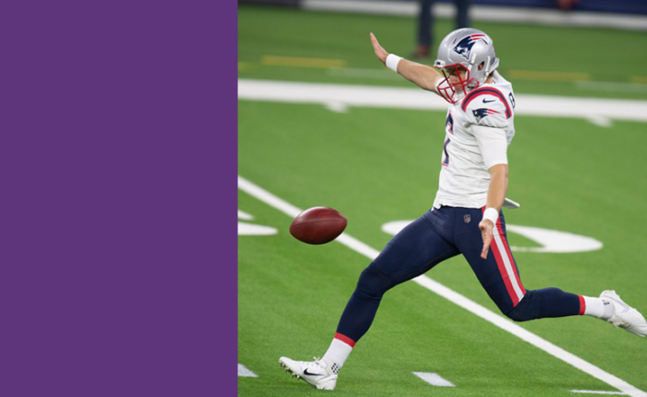 NFL Punter Salary in 2022 【Punter Contracts】 - CareerExplorer