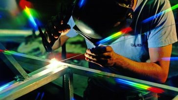 how much does a tungsten arc welder make